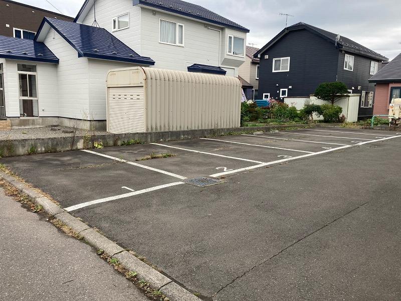 アルカディアン(27705)の外観・駐車場イメージ1枚目