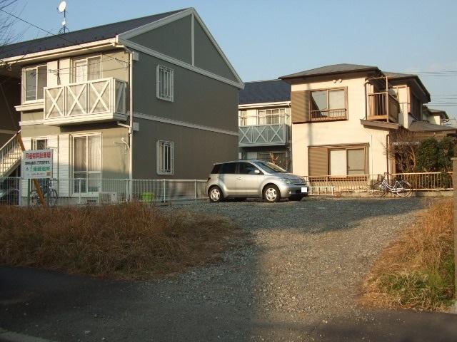 小泉第二駐車場の外観・駐車場イメージ2枚目