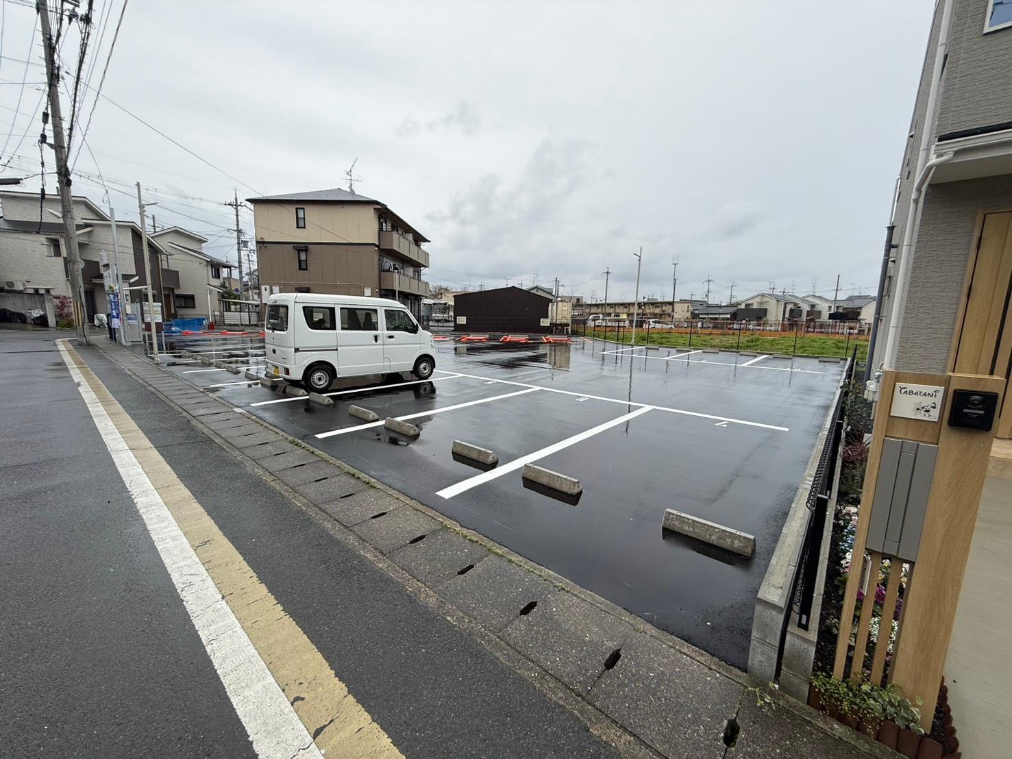 かみの桂川街道北ガレージの外観・駐車場イメージ1枚目