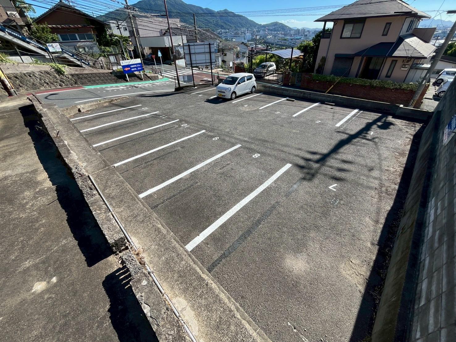 枝光星和駐車場の外観・駐車場イメージ1枚目