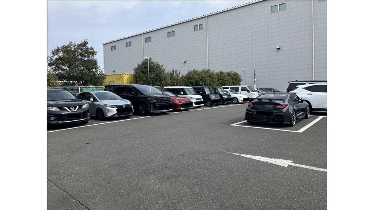 西区川口4丁目第1の外観・駐車場イメージ2枚目