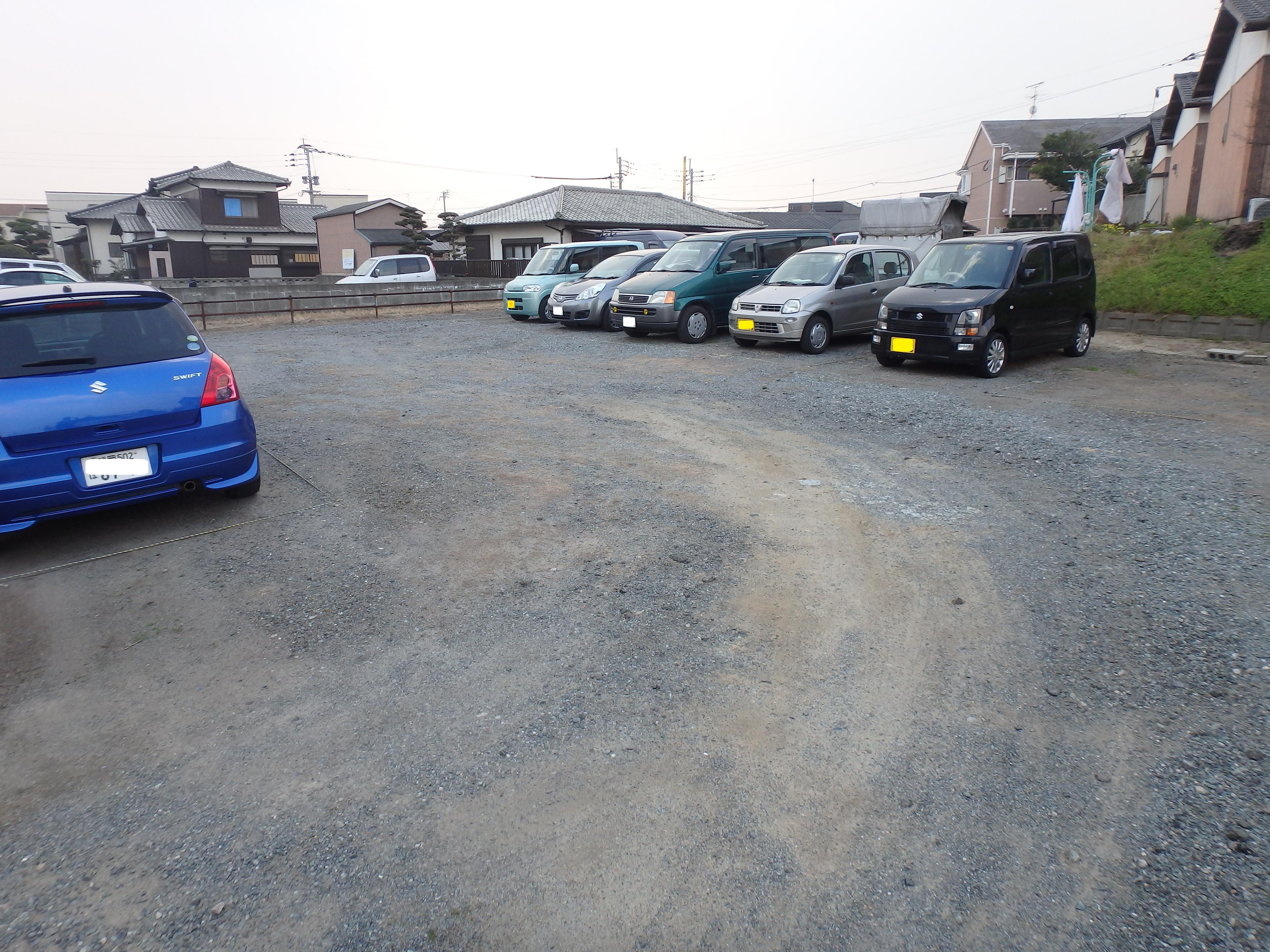 雁ノ巣Y・I 駐車場の外観・駐車場イメージ2枚目