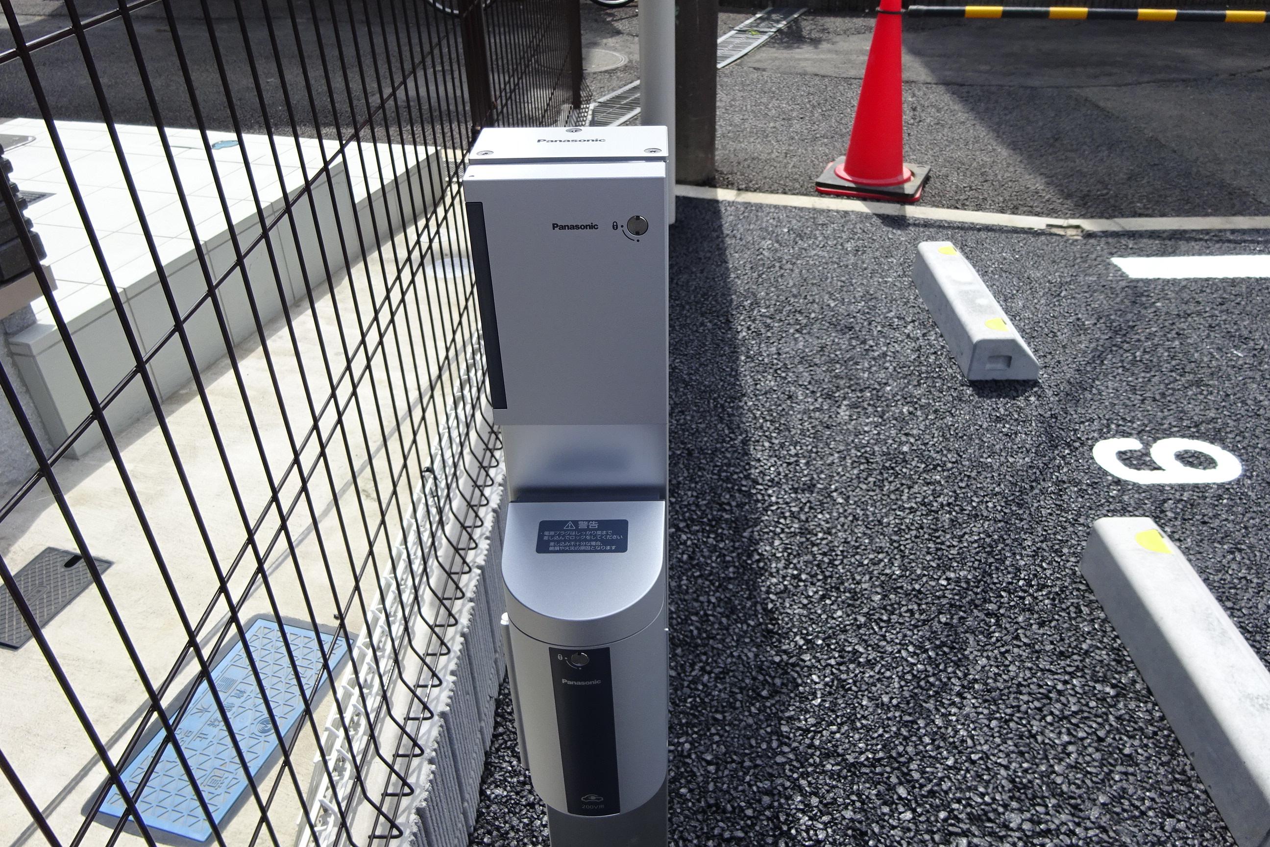ピュアブルック敷地内駐車場の外観・駐車場イメージ3枚目