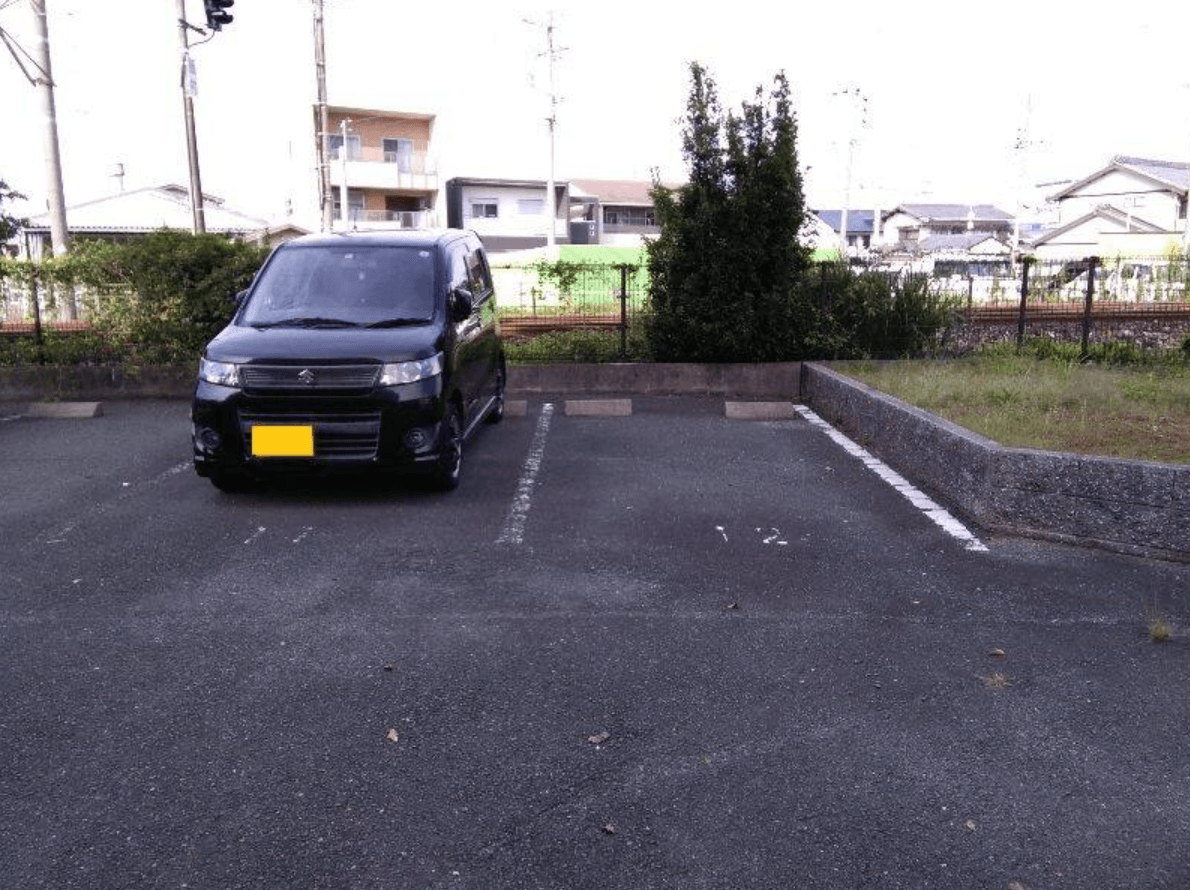 駐車場画像1枚目