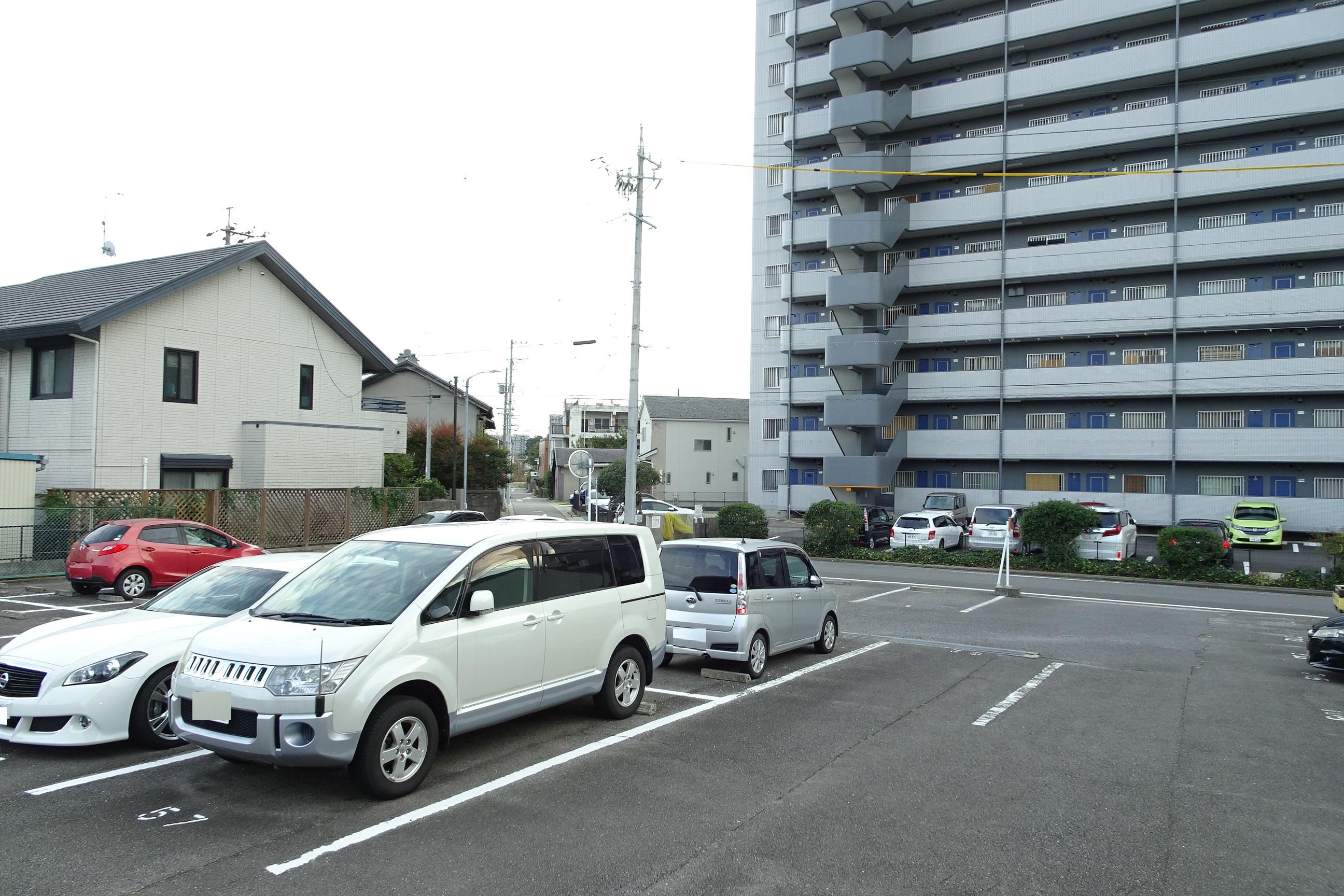 駐車場画像2枚目