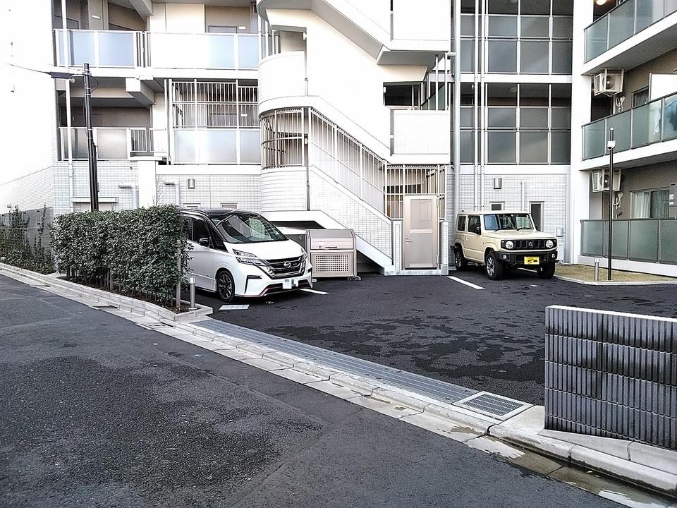 八広１丁目の外観・駐車場イメージ1枚目