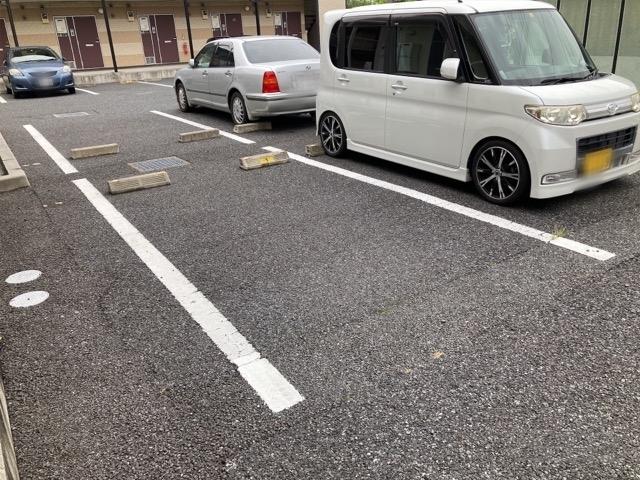 エルマール(53047)の外観・駐車場イメージ1枚目