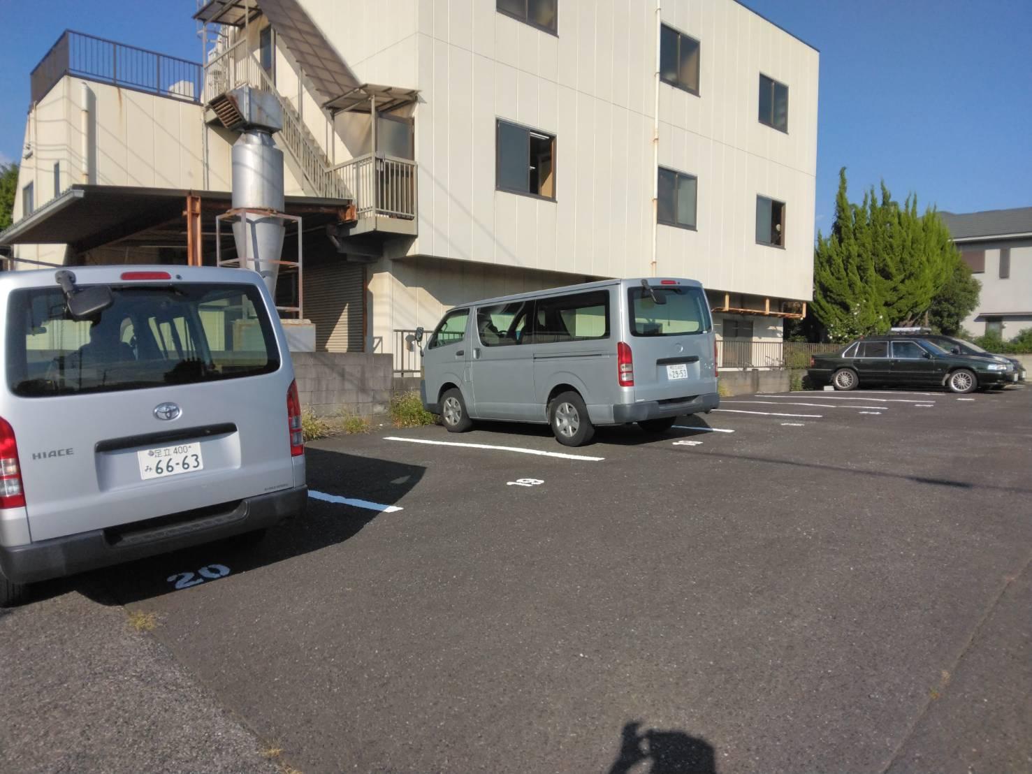 第５１駐車場の外観・駐車場イメージ2枚目
