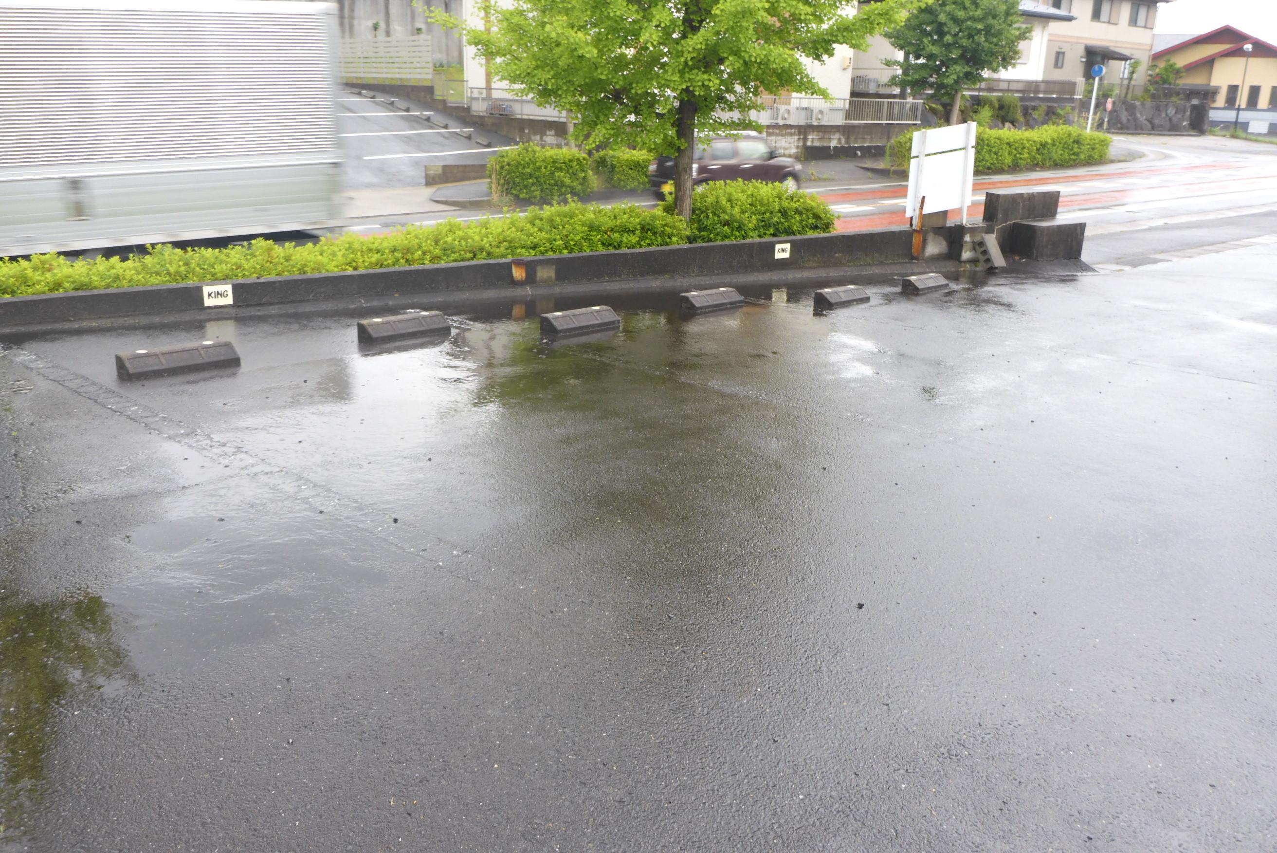 原山駐車場の外観・駐車場イメージ2枚目