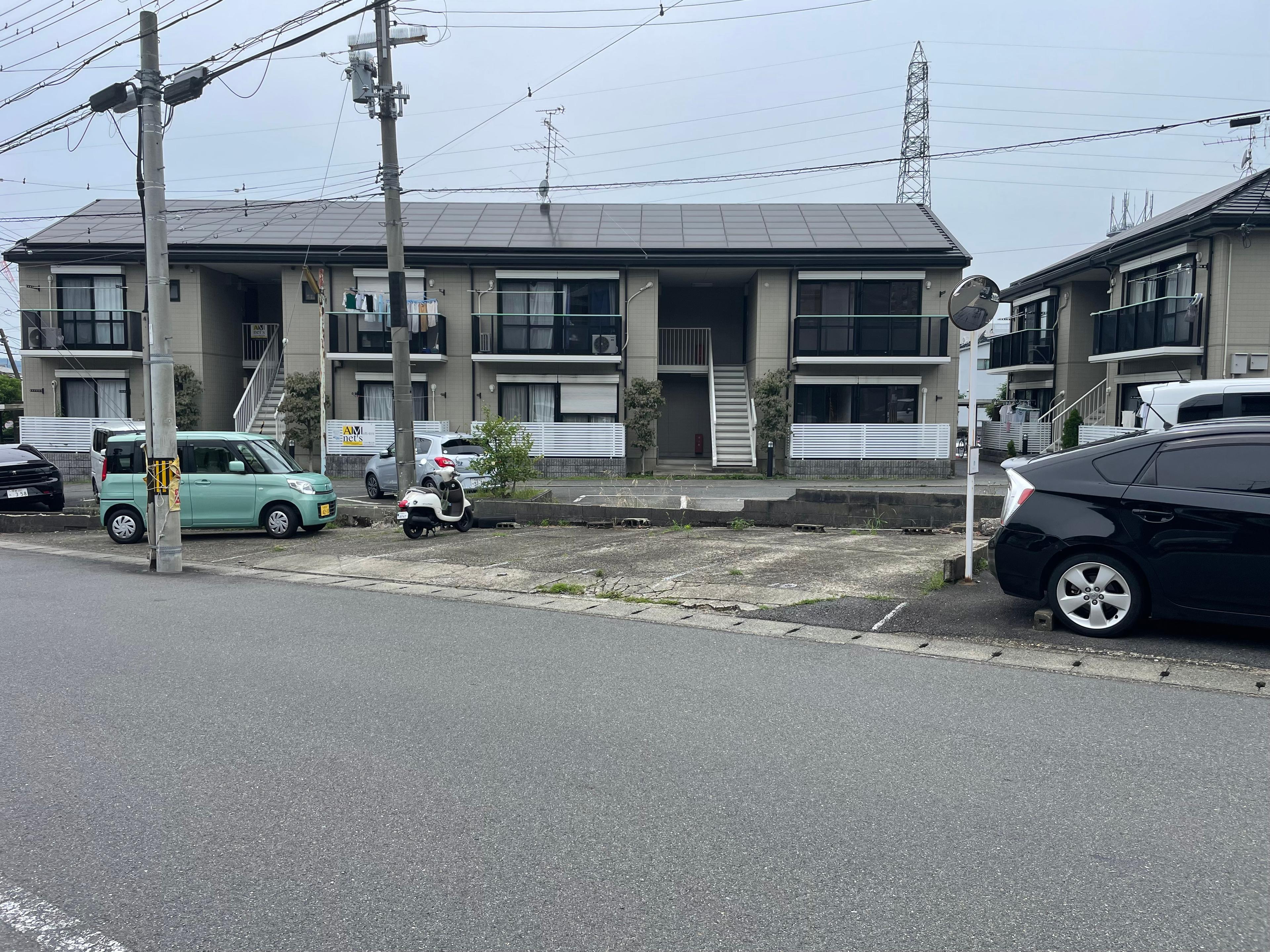 珍事町ガレージの外観・駐車場イメージ3枚目