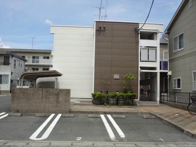 オアシス(21073)の外観・駐車場イメージ1枚目