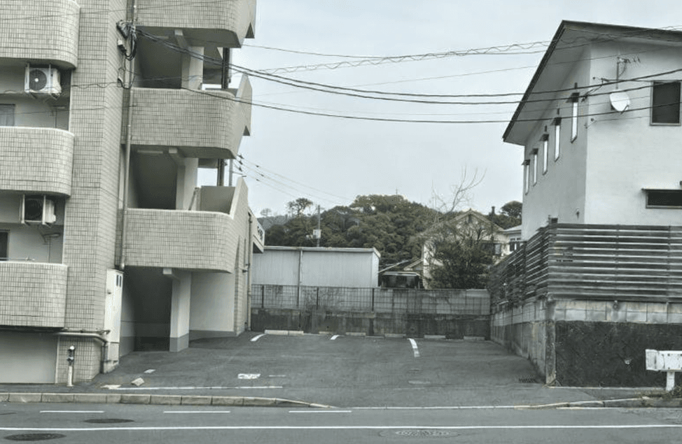 ローズ健正駐車場の外観・駐車場イメージ1枚目