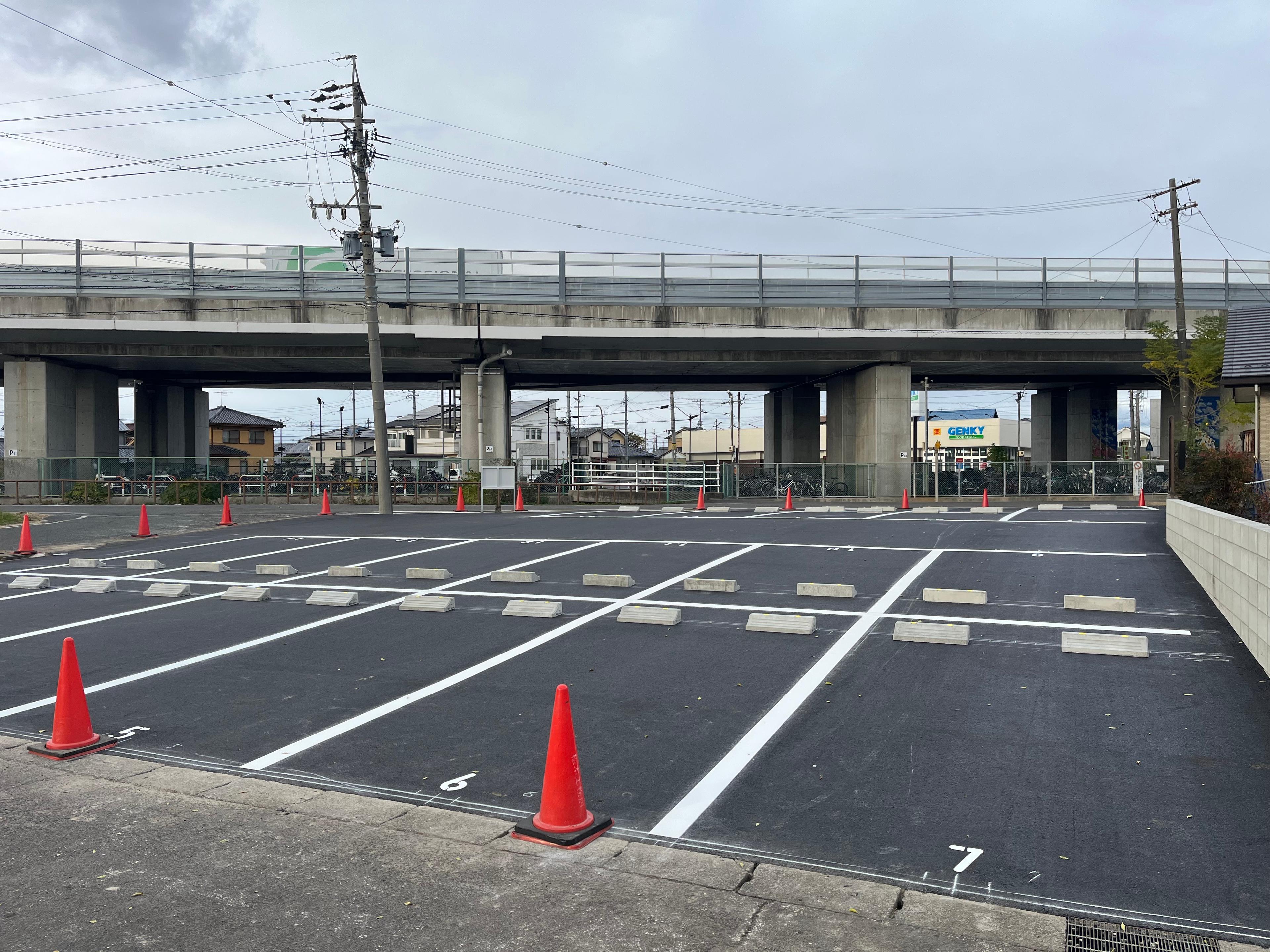 岩倉-413の外観・駐車場イメージ3枚目