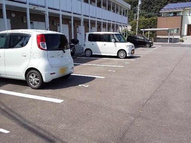 ａｐｐｌｅ(23272)の外観・駐車場イメージ1枚目
