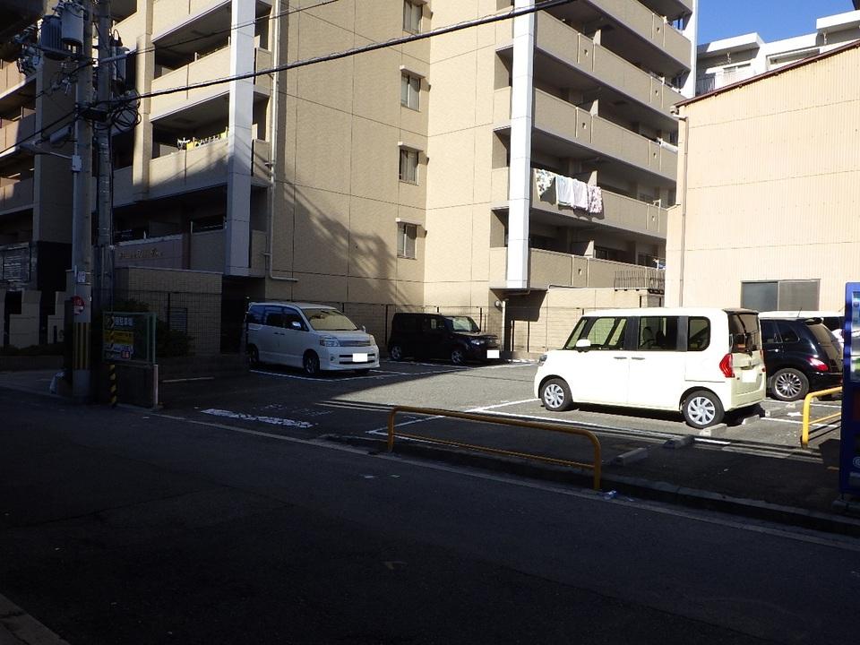 三軒家東１丁目第３の外観・駐車場イメージ1枚目