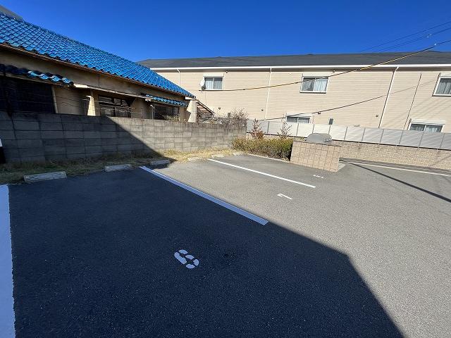 クレモンティーヌ(55728)の外観・駐車場イメージ1枚目