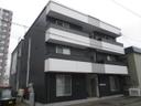 EMINENCE　美園85の駐車場