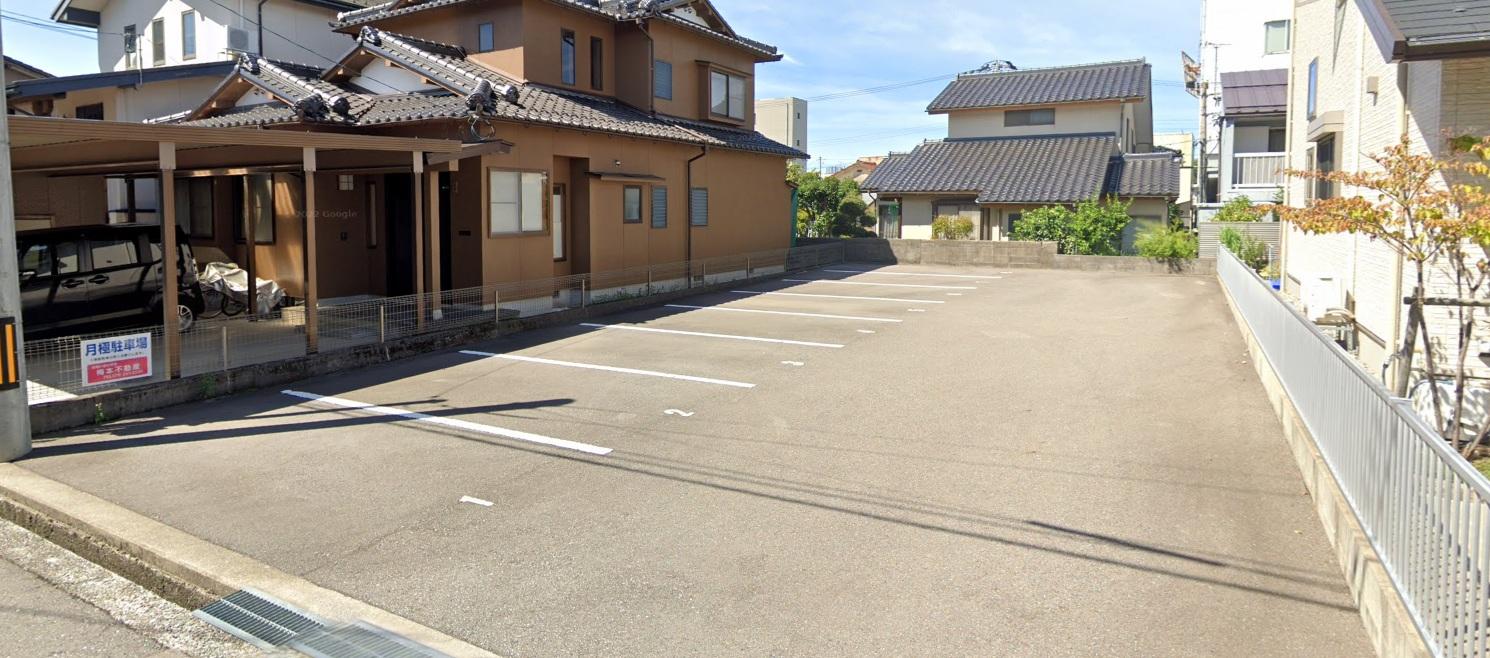 安藤弥生駐車場の外観・駐車場イメージ1枚目