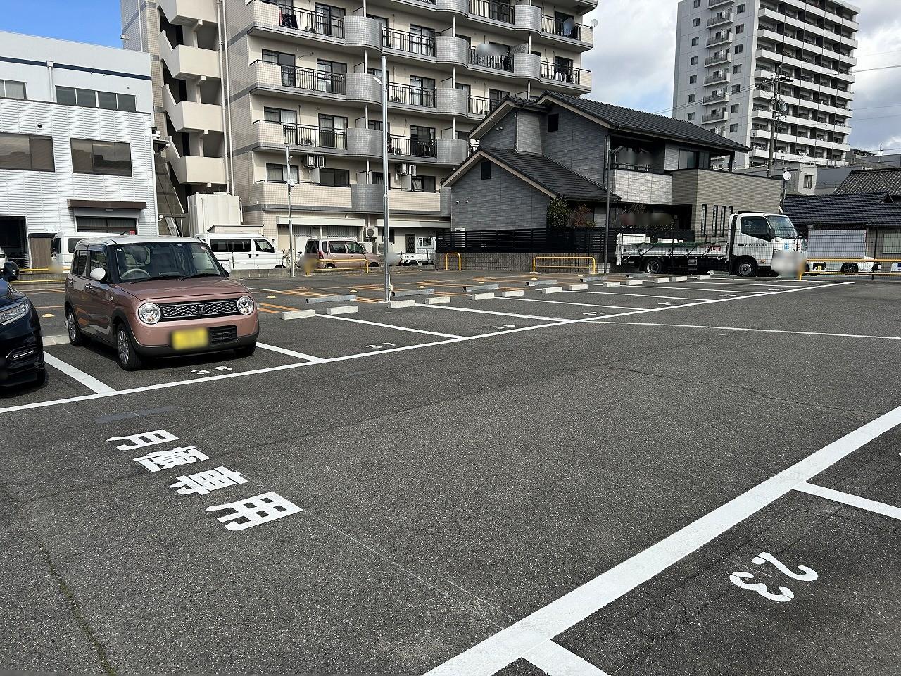 福江３丁目の外観・駐車場イメージ1枚目