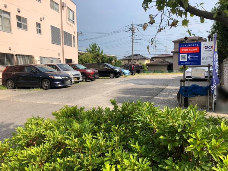 野崎第４駐車場の外観・駐車場イメージ2枚目