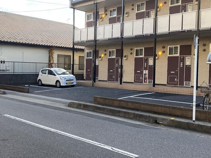 ハロー越谷(29995)の外観・駐車場イメージ1枚目