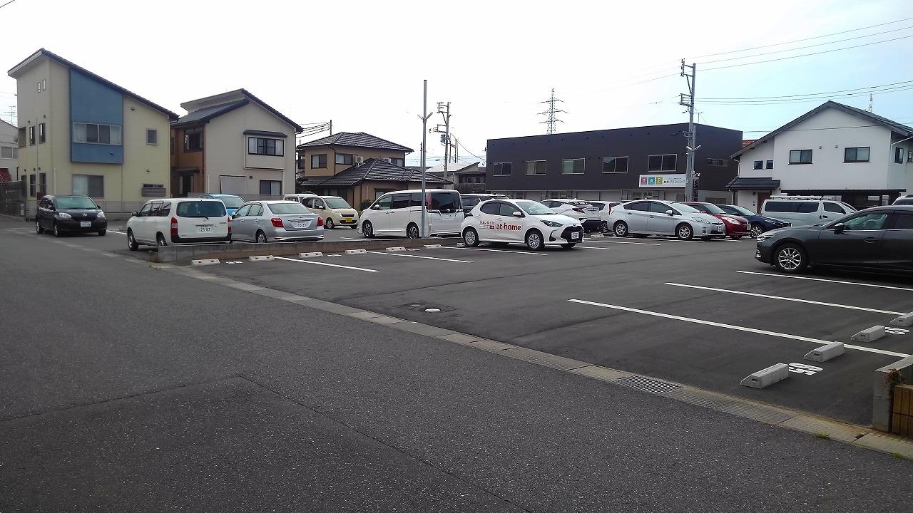 鳥屋野南三丁目（堀）駐車場の外観・駐車場イメージ3枚目