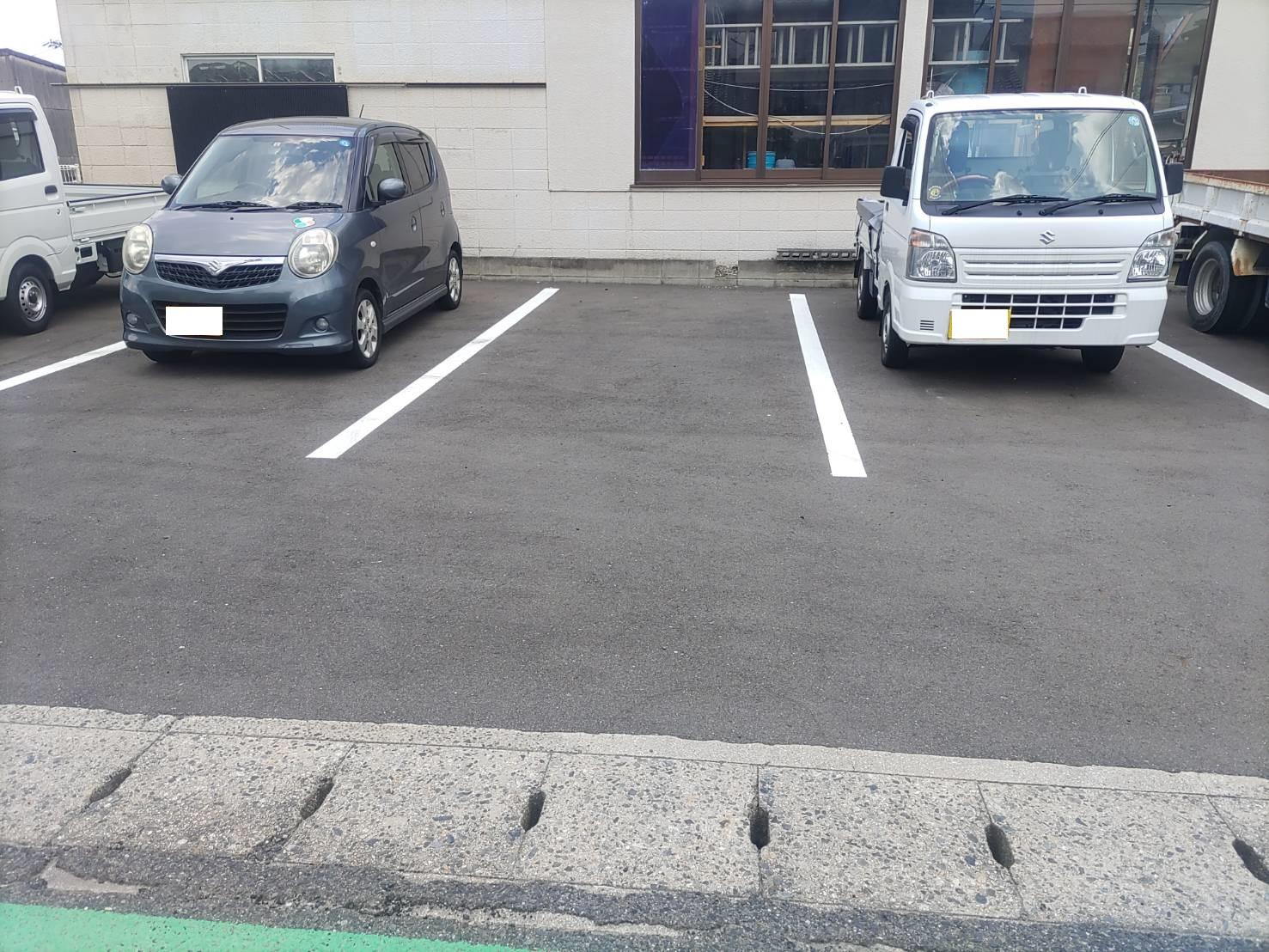 蟹原1丁目Yガレージの外観・駐車場イメージ2枚目