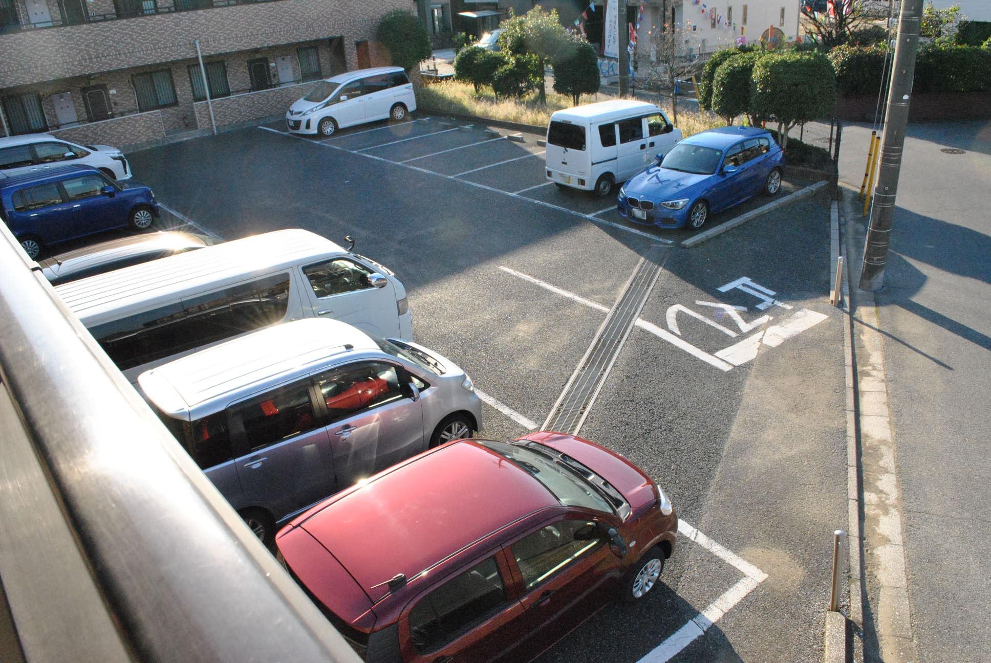 ラフィネ・ＮＣ駐車場の外観・駐車場イメージ2枚目