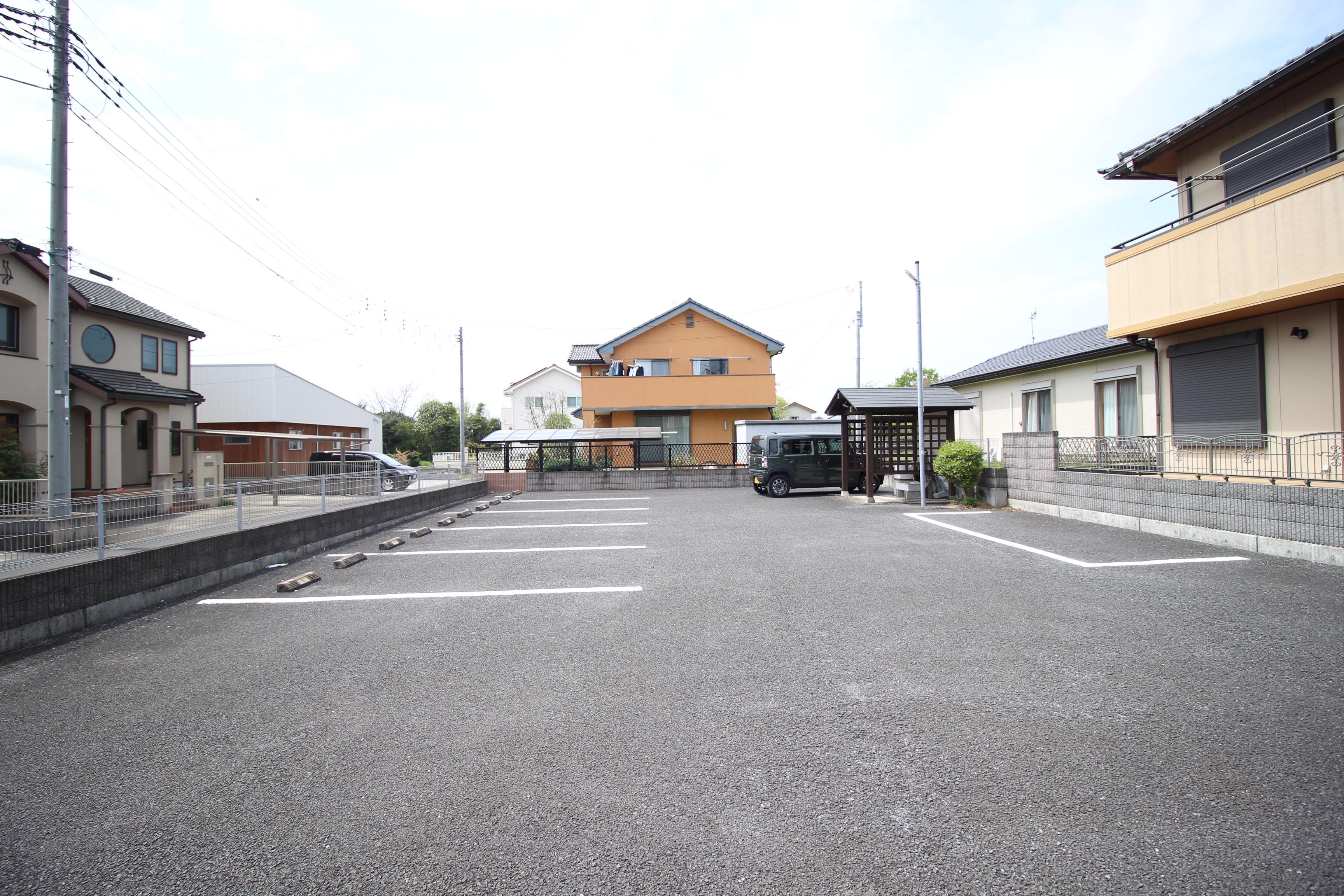 内原町1812駐車場の外観・駐車場イメージ2枚目