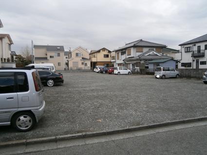 中川月極駐車場の外観・駐車場イメージ1枚目