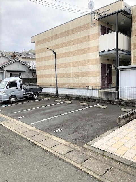 すみれⅠ(31170)の外観・駐車場イメージ1枚目