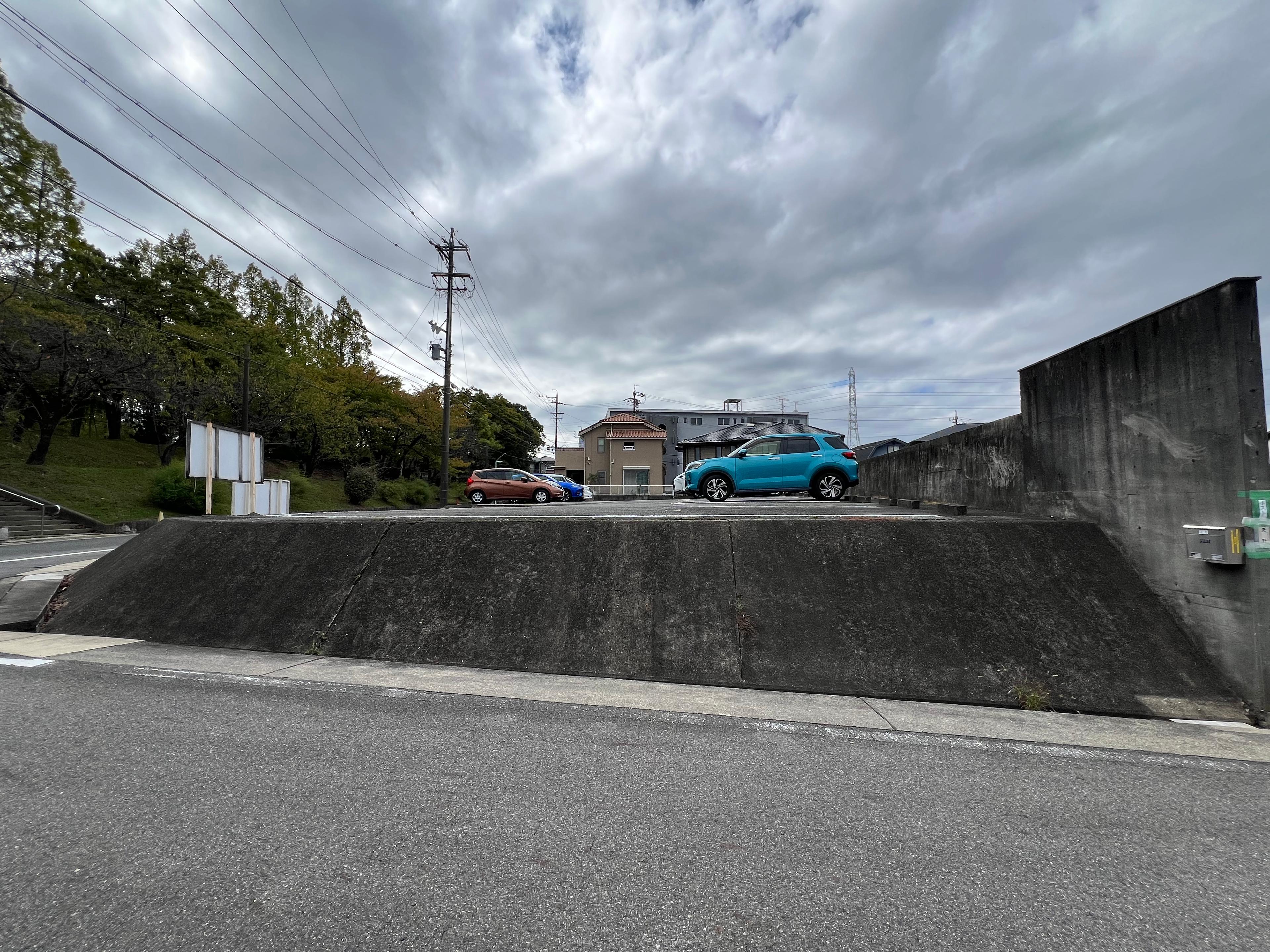 上社南駐車場の外観・駐車場イメージ2枚目