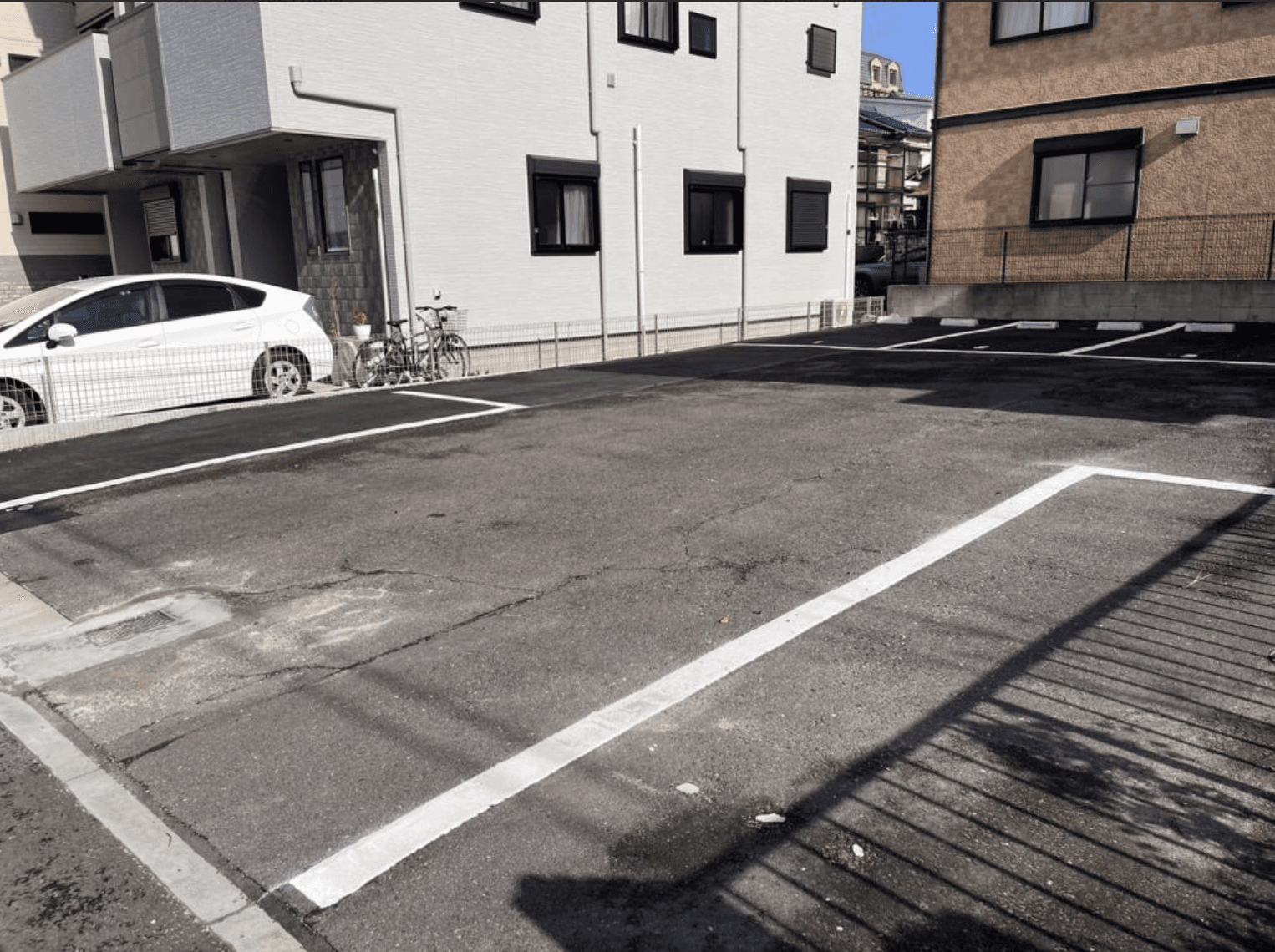 FK上飯田東町1丁目13パーキングの外観・駐車場イメージ2枚目