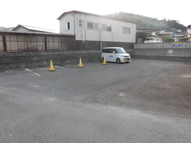 仲間駐車場の外観・駐車場イメージ3枚目