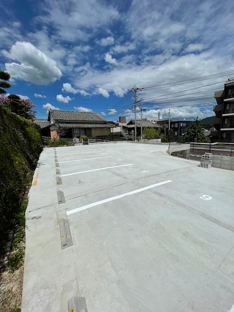 網場町Y月極駐車場の外観・駐車場イメージ3枚目