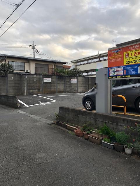 橋本駐車場の外観・駐車場イメージ2枚目