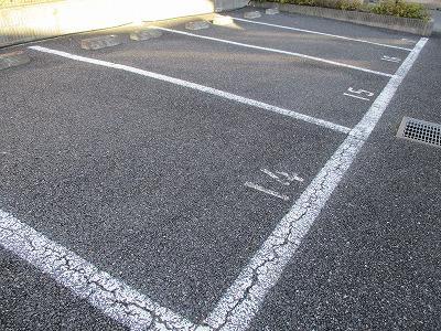 小柴(24917)の外観・駐車場イメージ1枚目