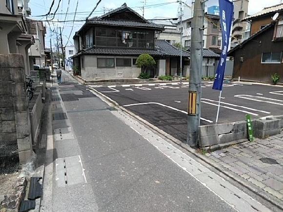 佐々木ガレージ　（稲荷町）の外観・駐車場イメージ2枚目