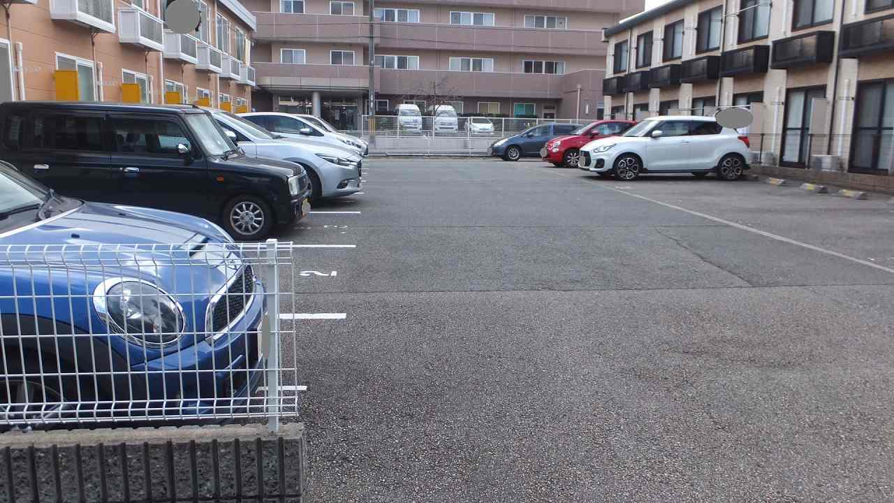 Ｍ－１(23557)の外観・駐車場イメージ1枚目
