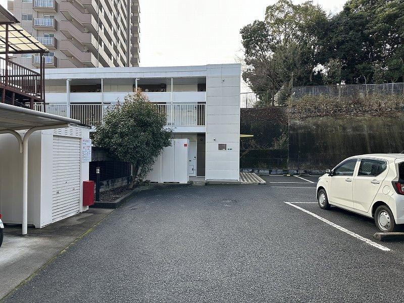 御本丸弐番館(23211)の外観・駐車場イメージ1枚目