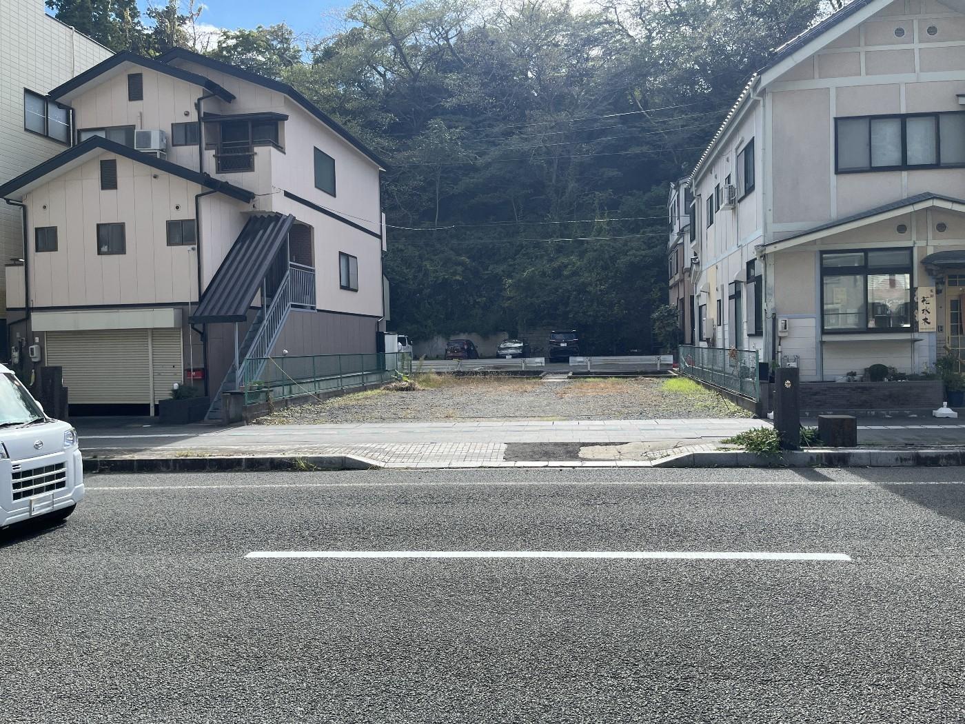 ホットハウス塩竃市西町パーキングの外観・駐車場イメージ1枚目