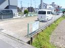 J-030の駐車場