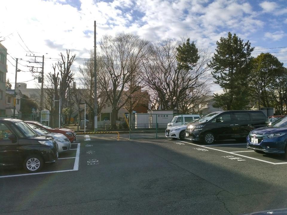 平塚八千代町の外観・駐車場イメージ2枚目