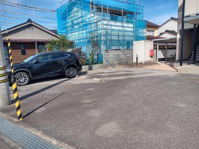 花水木(27952)の外観・駐車場イメージ1枚目