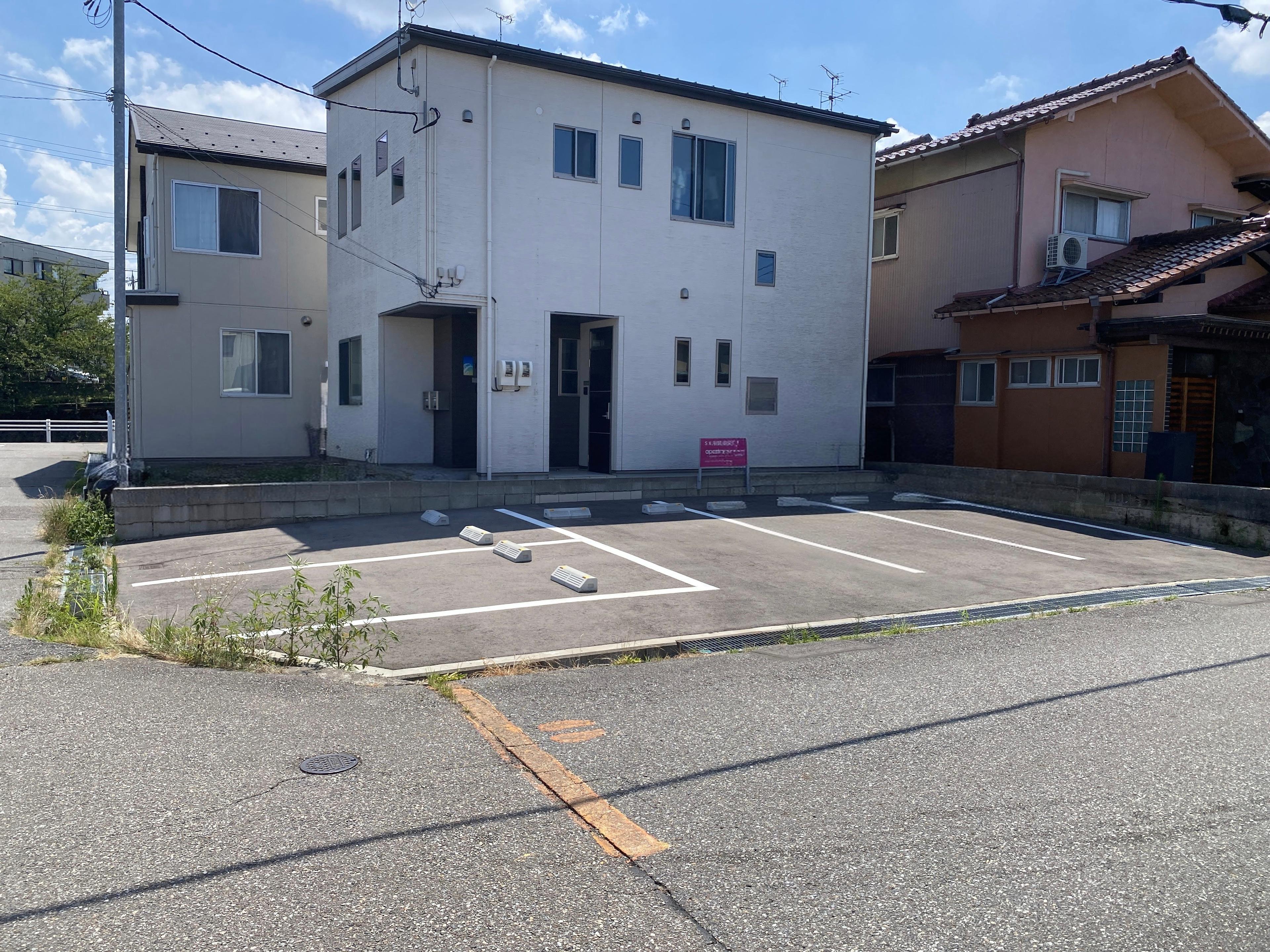 ＳＫ月極駐車場の外観・駐車場イメージ1枚目