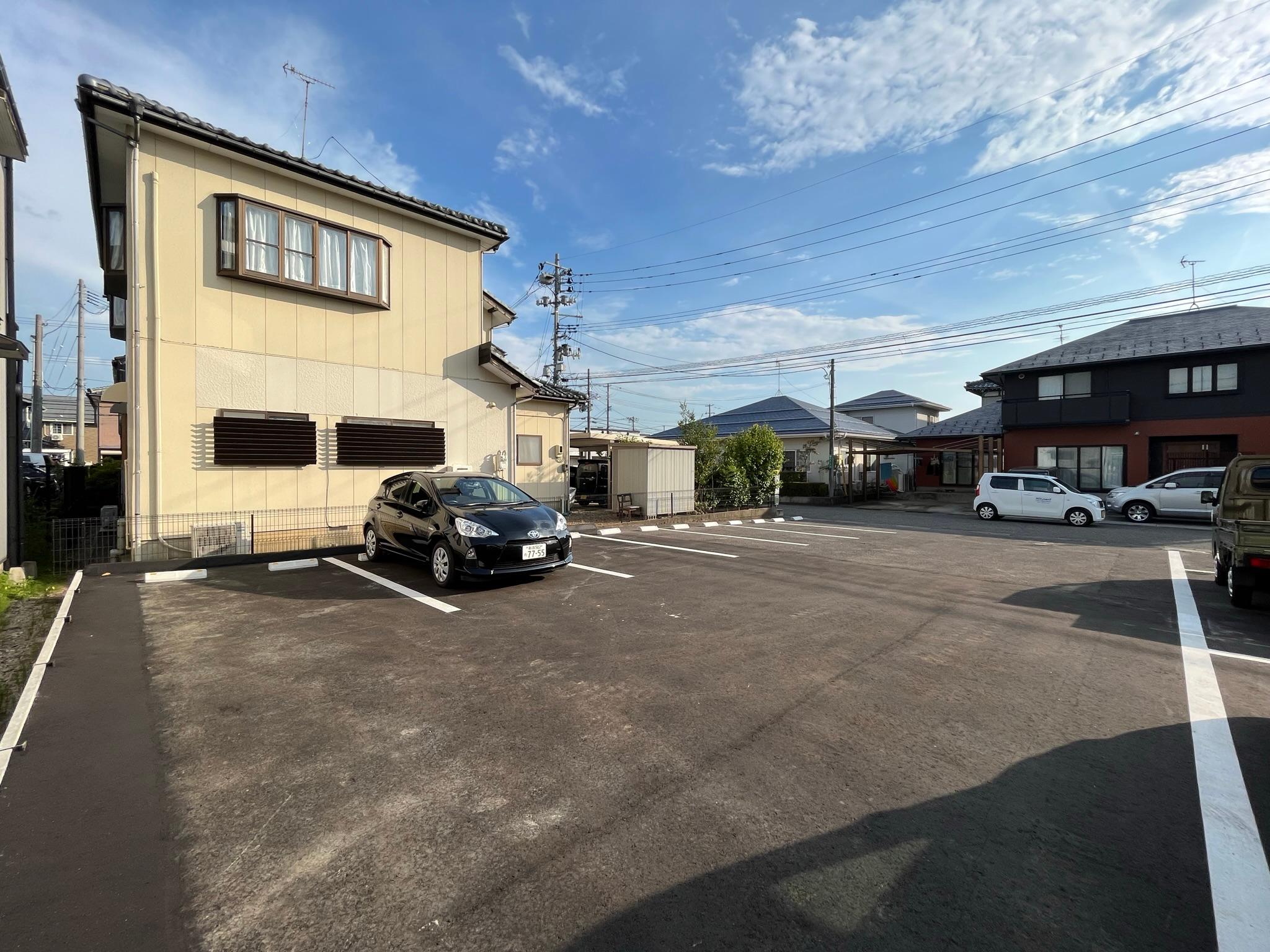 茜ケ丘Y駐車場の外観・駐車場イメージ3枚目