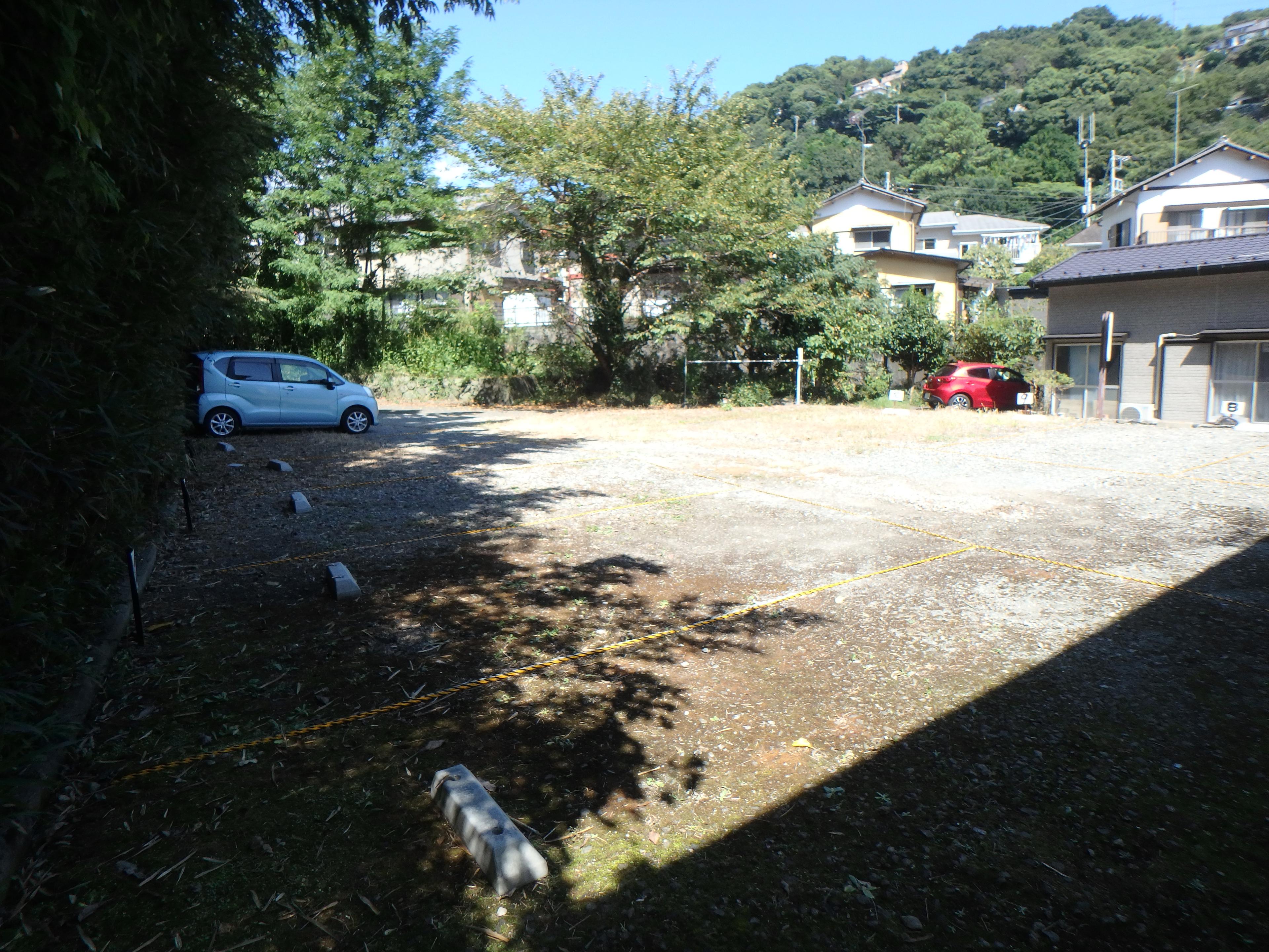 秋澤駐車場の外観・駐車場イメージ3枚目