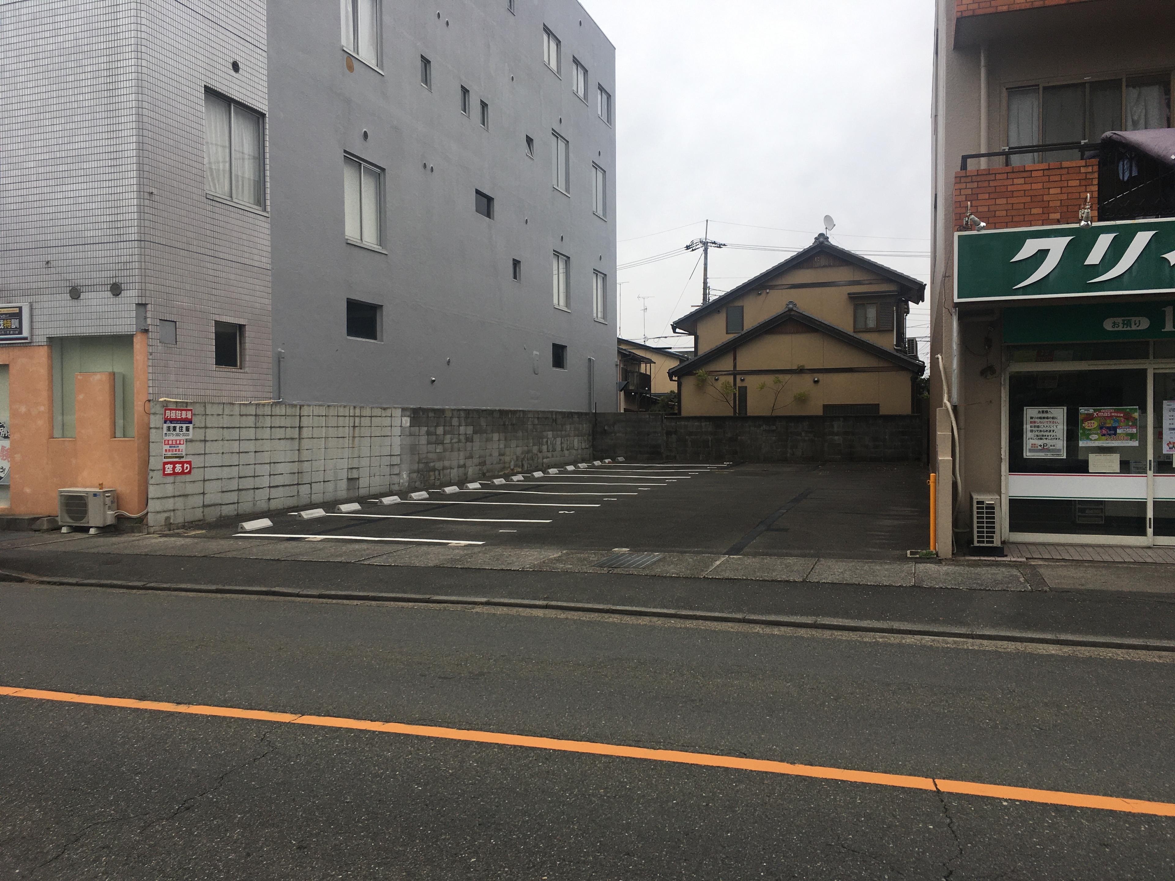上桂森下町ガレージ№②の外観・駐車場イメージ2枚目