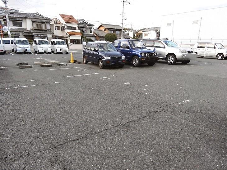 尾崎モータープール（寿町）の外観・駐車場イメージ1枚目