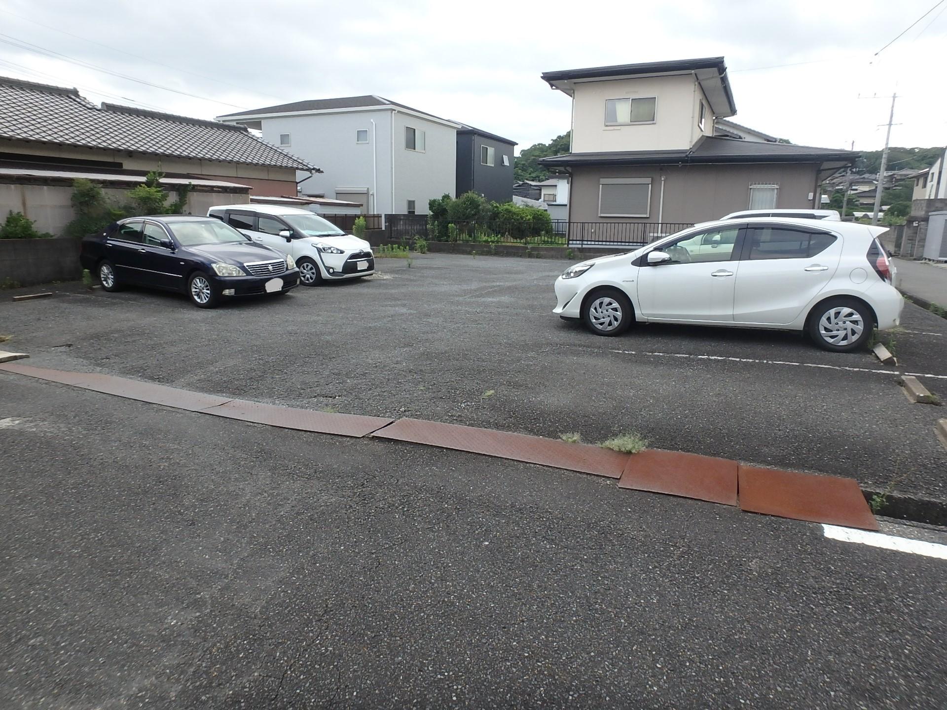 鷹見台パーキングの外観・駐車場イメージ2枚目
